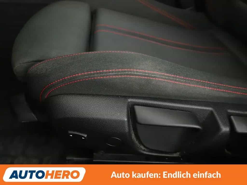 BMW 1 Series 118i Sport Line Aut.*LED*TEMPO*PDC*SHZ*KLIMA* 07/2016-photo-24