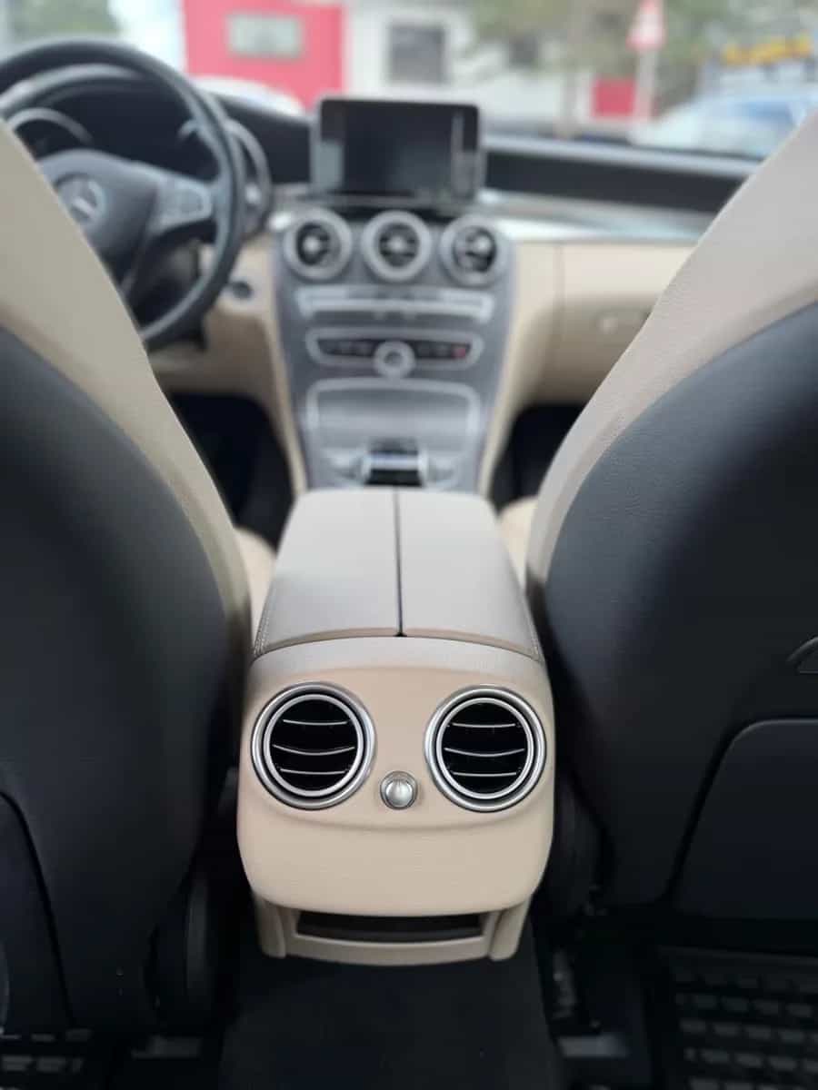 Mercedes-Benz C-Class 250 11/2014-photo-9