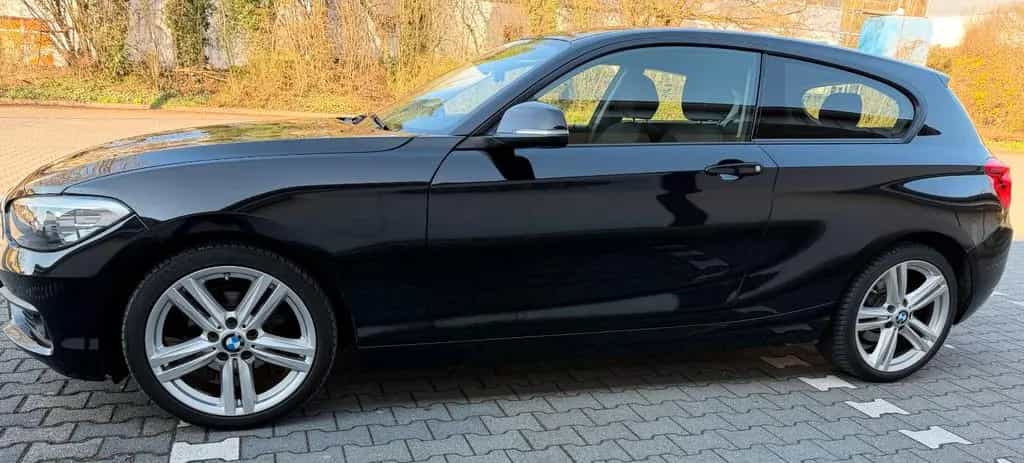 BMW 1 Series 118 1 Limousine 3-trg. Edition M Sport Shadow 12/2018-photo-3