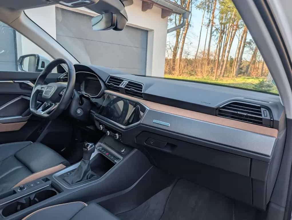 Audi Q3 35 TFSI Matrix Automatik 360 Grad Adapt.Fahrw 05/2019-photo-11