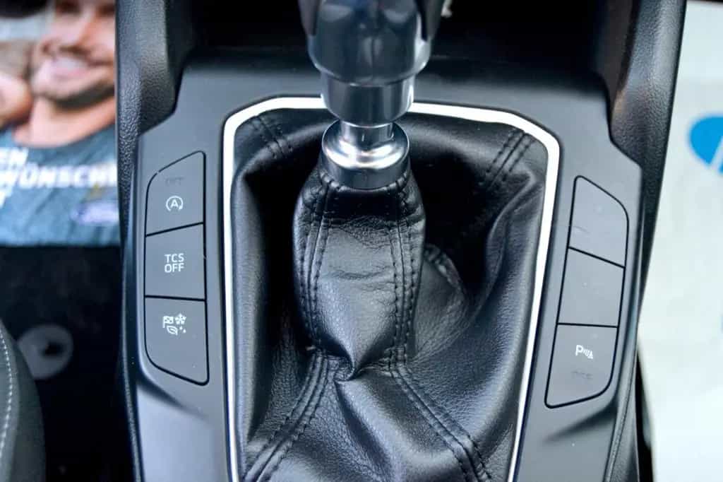 Ford Focus 1,0 Cool+Connect AutoAC Navi+Sync LED PDC 12/2019-photo-18
