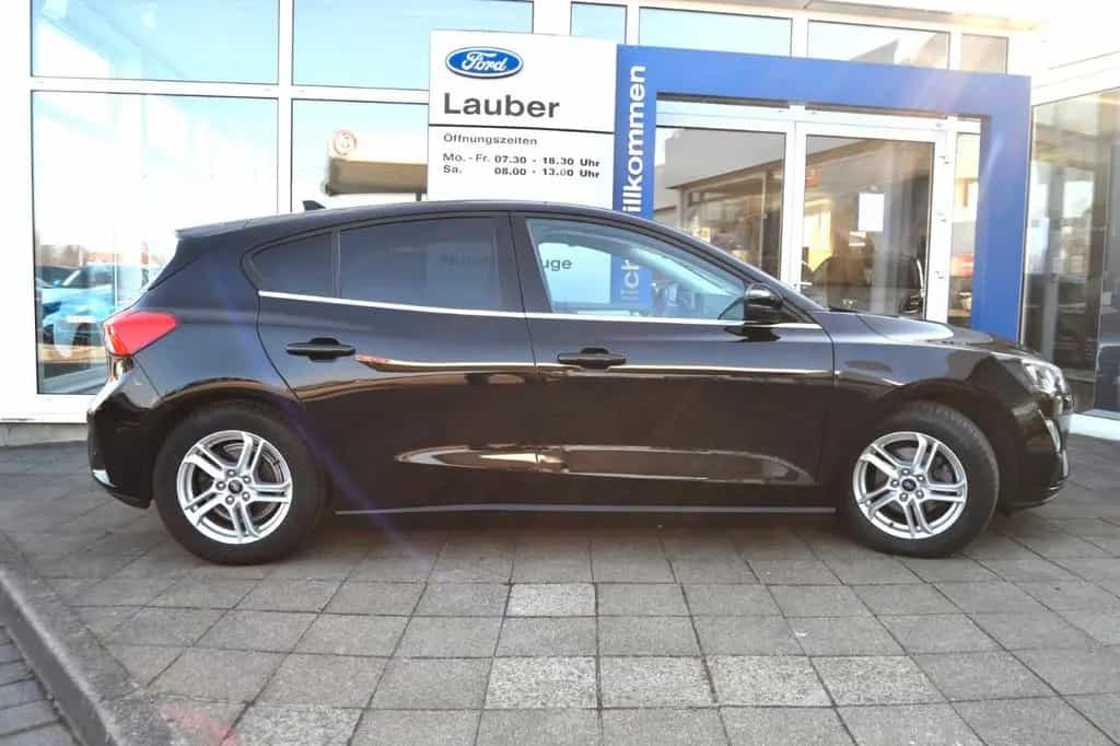 Ford Focus 1,0 Cool+Connect AutoAC Navi+Sync LED PDC 12/2019-photo-4