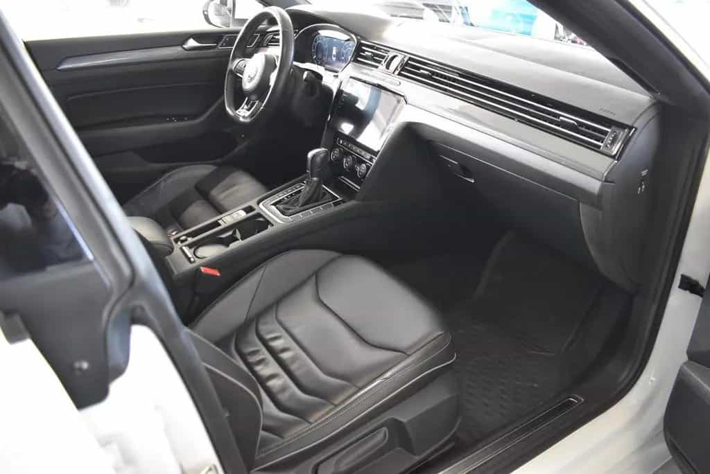 Volkswagen Arteon 2.0 TSI R-Line 4Motion Standhzg 08/2017-photo-12