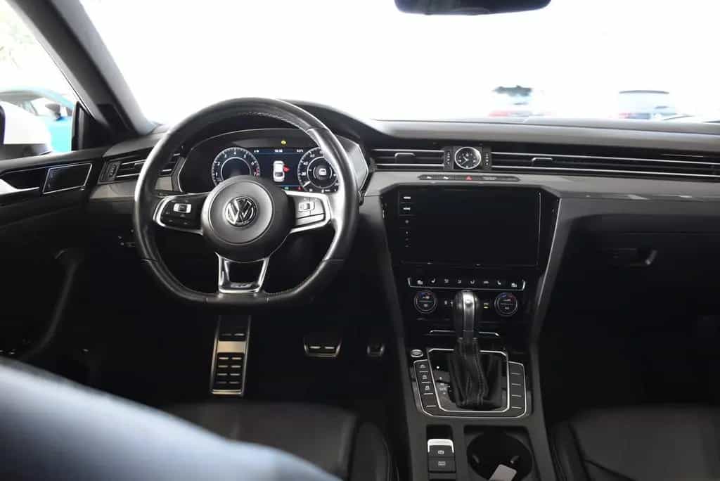 Volkswagen Arteon 2.0 TSI R-Line 4Motion Standhzg 08/2017-photo-14