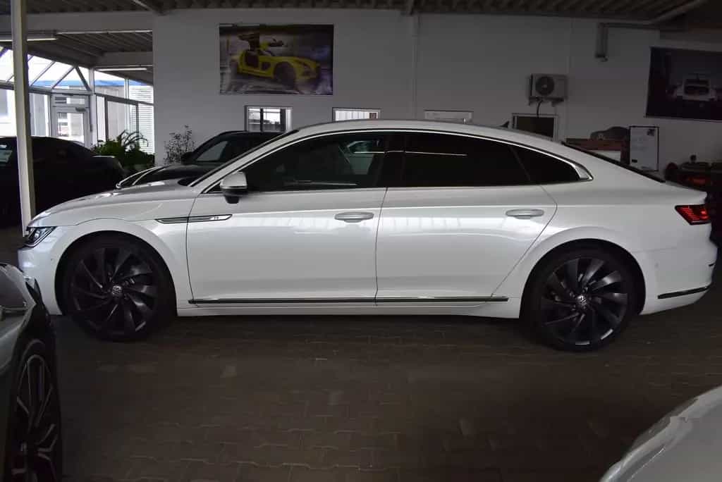 Volkswagen Arteon 2.0 TSI R-Line 4Motion Standhzg 08/2017-photo-2