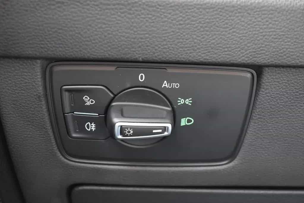 Volkswagen Arteon 2.0 TSI R-Line 4Motion Standhzg 08/2017-photo-33