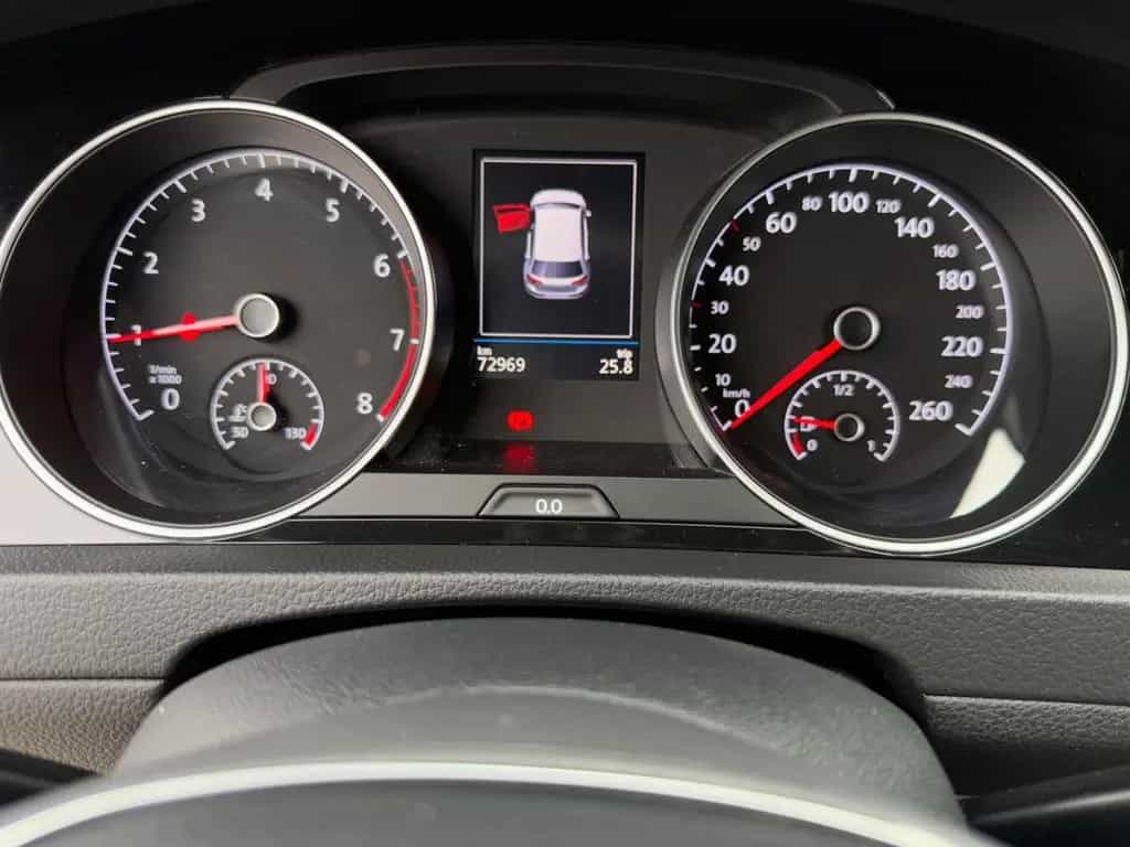 Volkswagen Golf VII Lim. Highline *LED*NAVI*KAMERA*PDC*SHZ* 07/2019-photo-16