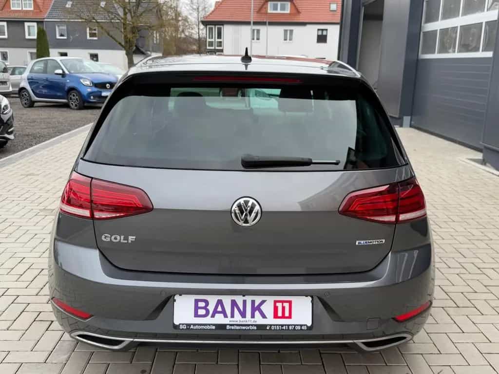 Volkswagen Golf VII Lim. Highline *LED*NAVI*KAMERA*PDC*SHZ* 07/2019-photo-3