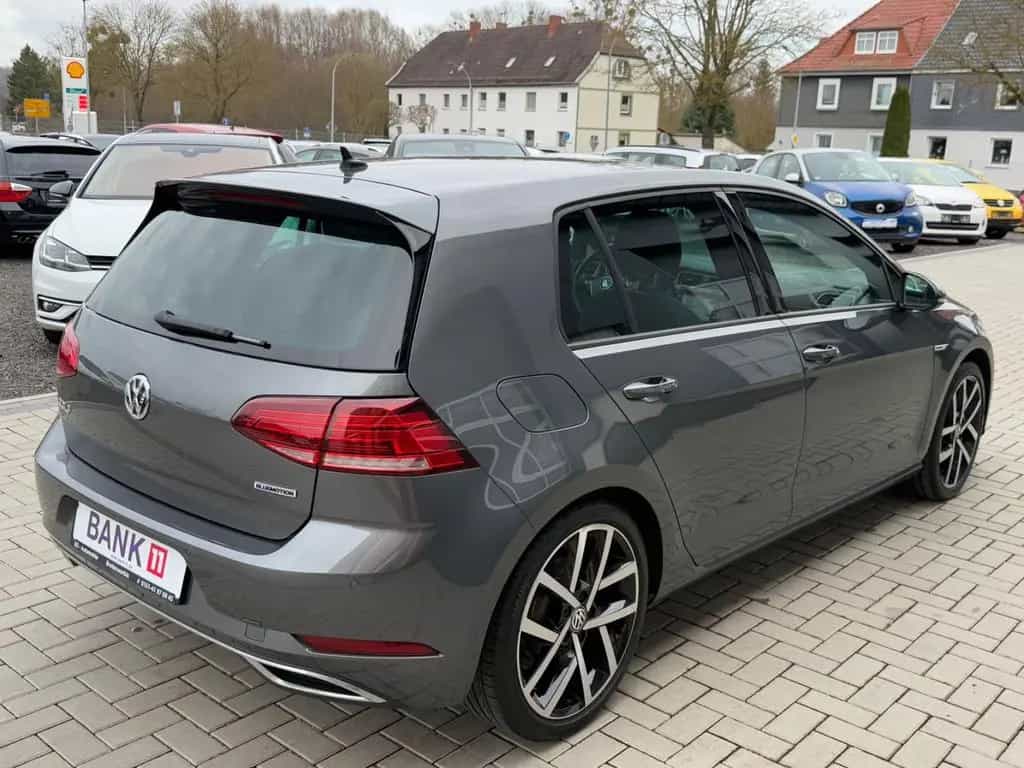 Volkswagen Golf VII Lim. Highline *LED*NAVI*KAMERA*PDC*SHZ* 07/2019-photo-4