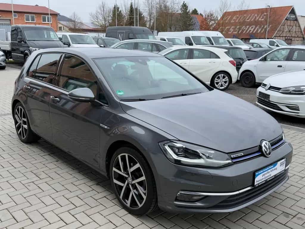Volkswagen Golf VII Lim. Highline *LED*NAVI*KAMERA*PDC*SHZ* 07/2019-photo-5