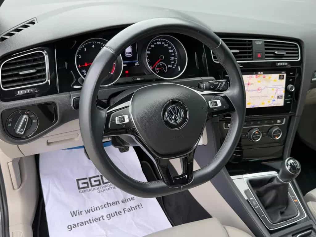 Volkswagen Golf VII Lim. Highline *LED*NAVI*KAMERA*PDC*SHZ* 07/2019-photo-7
