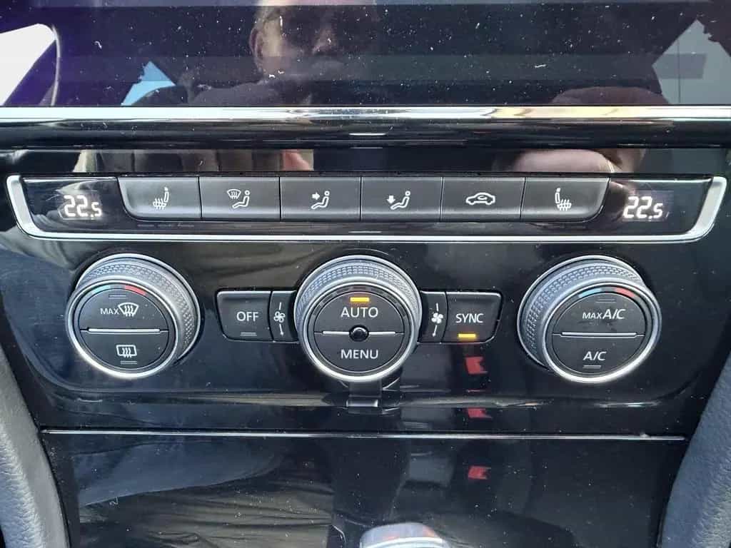 Volkswagen Golf Variant VII 1.5 TSI Highline IQ.DRIVE DS... 05/2019-photo-15