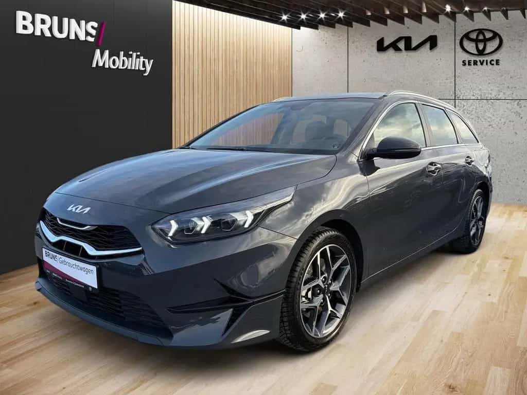 Kia Ceed Sportswagon 1.5T DCT Spirit Navi Kamera SHZ 05/2025-photo-0