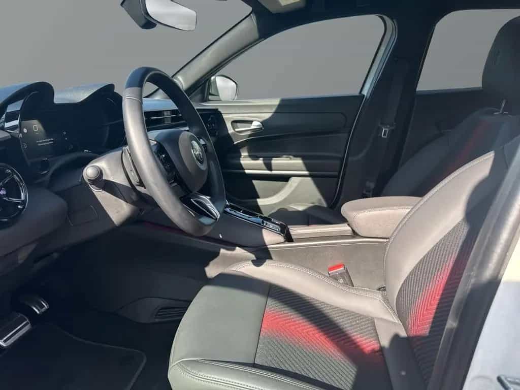 Alfa Romeo Junior Ibrida Speciale 1.2 VGT Mild Hybrid 136PS 02/2025-photo-9