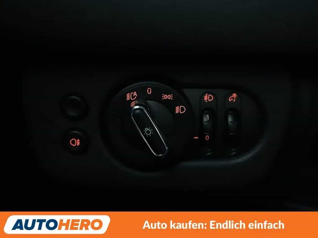 MINI One Clubman Clubman One Aut.*TEMPO*PDC*SHZ*KLIMA*GARANTIE* 10/2020-photo-25