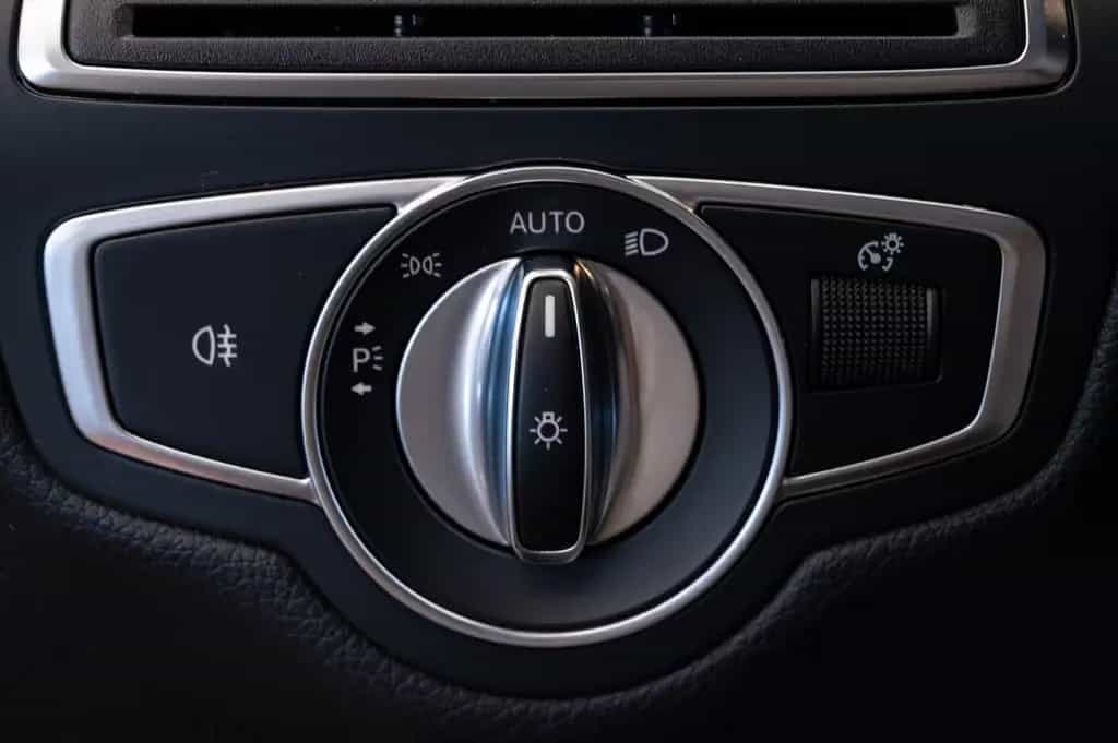 Mercedes-Benz C 300 C300 T| AMG-LINE|NIGHT-PAKET|PANO|BURMESTER 11/2018-photo-33