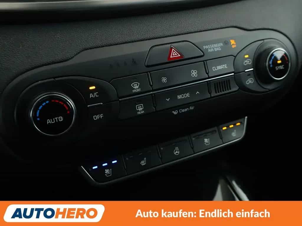 Kia Sorento 2.2 CRDi Platinum Edition 4WD Aut.*NAVI* 01/2016-photo-23