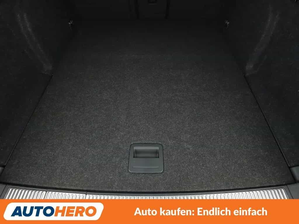 Skoda Superb 2.0 TSI SportLine 4x4 Aut.*NAVI*XENON*PLA 08/2018-photo-17