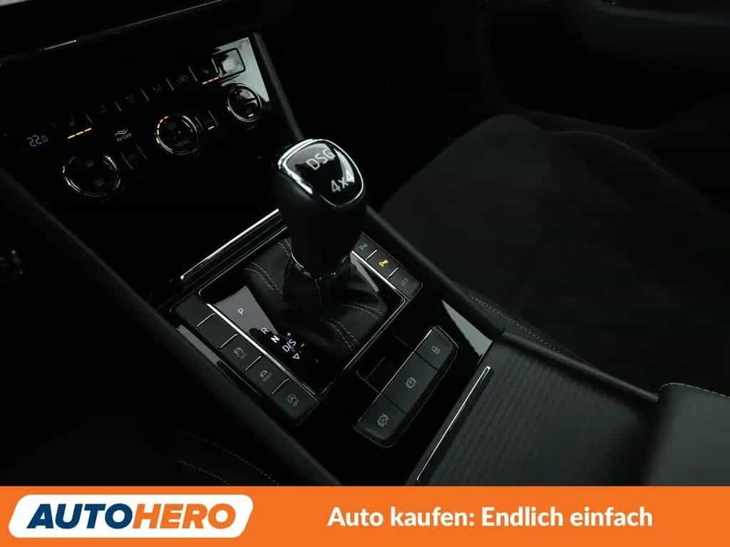 Skoda Superb 2.0 TSI SportLine 4x4 Aut.*NAVI*XENON*PLA 08/2018-photo-24