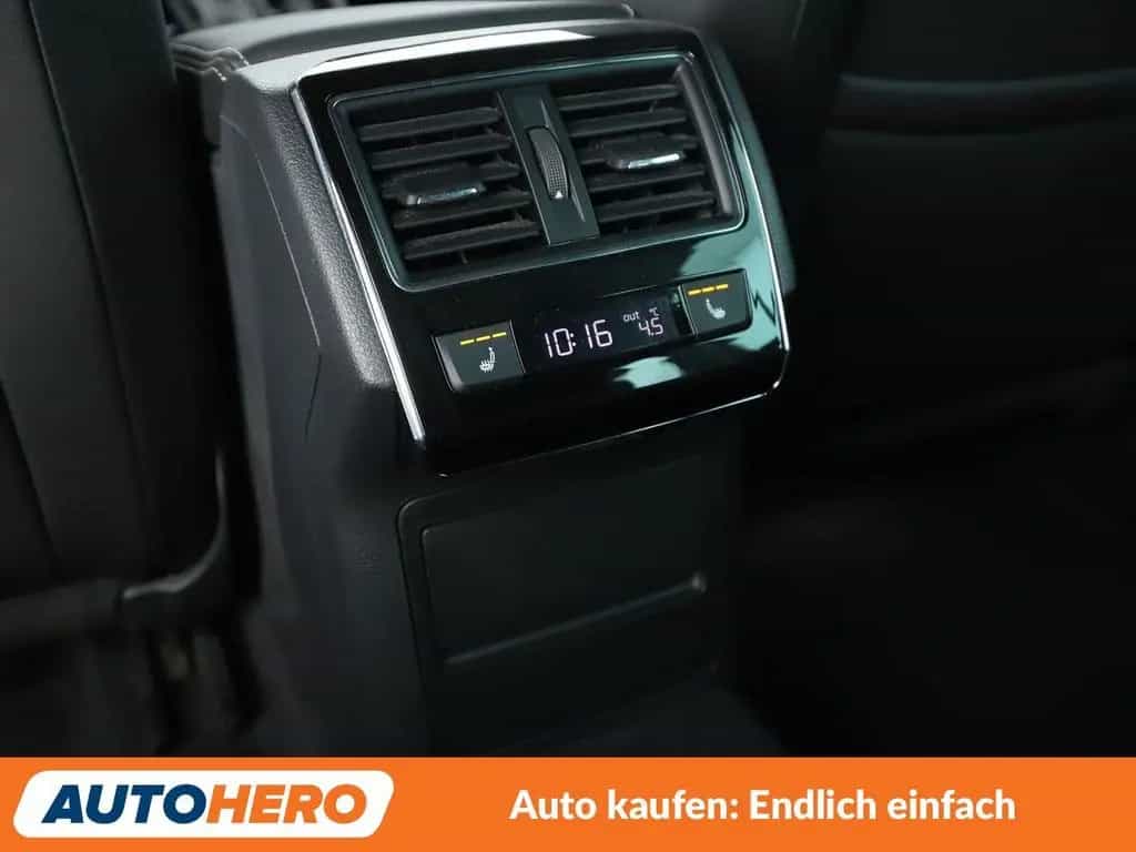 Skoda Superb 2.0 TSI SportLine 4x4 Aut.*NAVI*XENON*PLA 08/2018-photo-29
