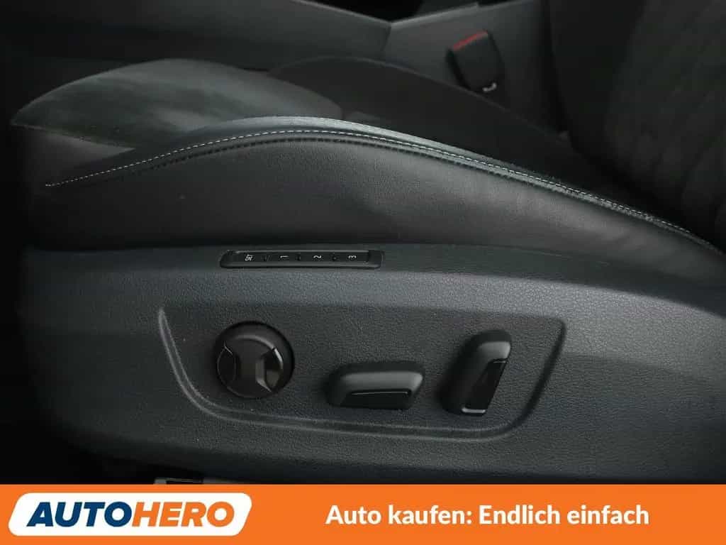 Skoda Superb 2.0 TSI SportLine 4x4 Aut.*NAVI*XENON*PLA 08/2018-photo-31