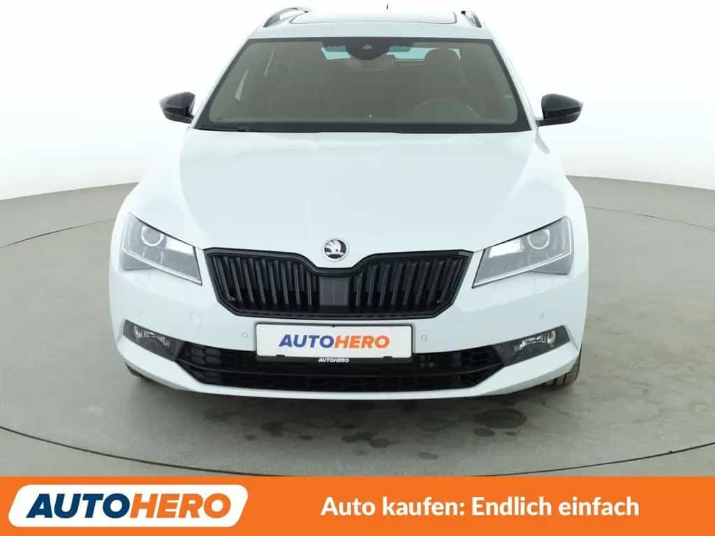 Skoda Superb 2.0 TSI SportLine 4x4 Aut.*NAVI*XENON*PLA 08/2018-photo-8