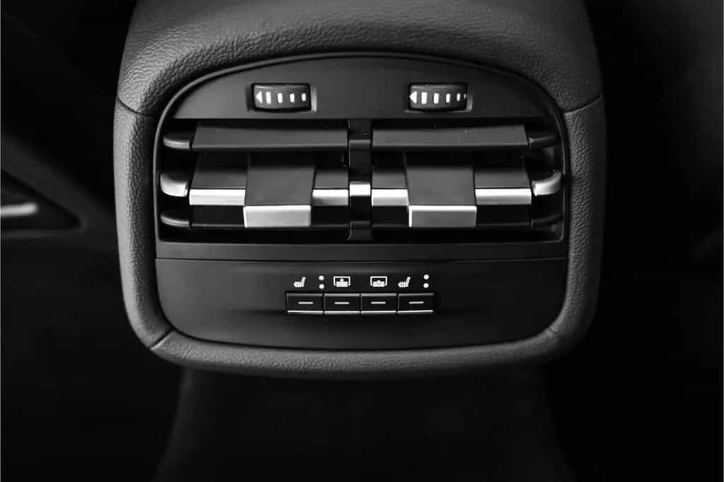 Maserati Ghibli 2.0 MHEV GranLusso Pano ACC H/K CarPlay 3 01/2021-photo-47