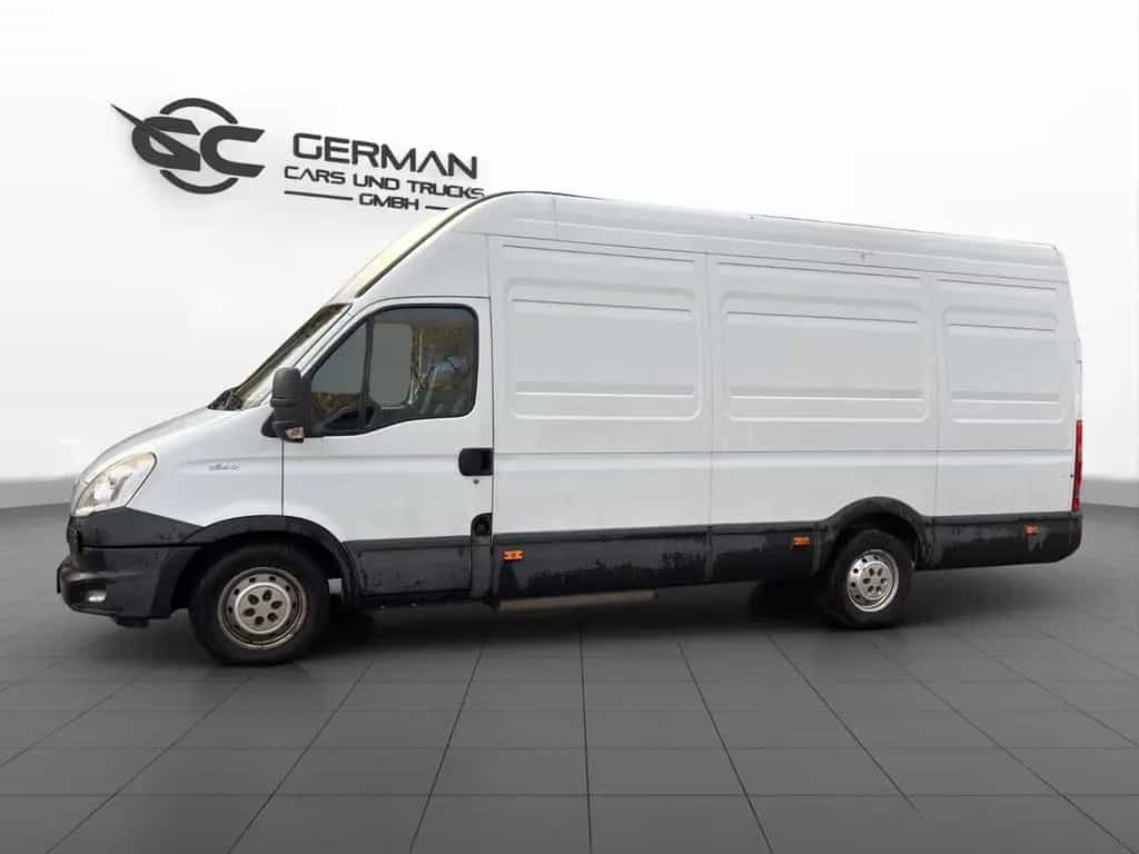 Iveco ANDERE Daily Kasten GKa 35 S... Radstand 3950 10/2013-photo-1