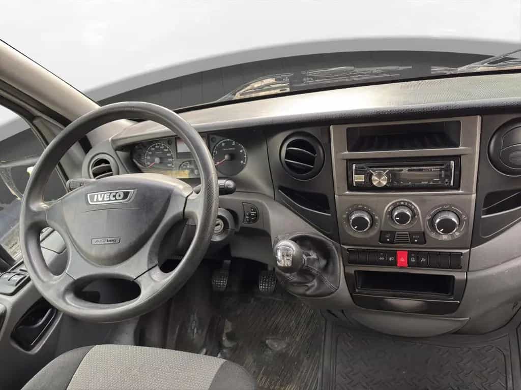 Iveco ANDERE Daily Kasten GKa 35 S... Radstand 3950 10/2013-photo-4