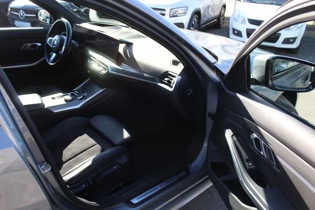 BMW 320 d Tour. xDrive M Sportpaket+HUD+DAB+ACC+19Zo. 11/2022-photo-12