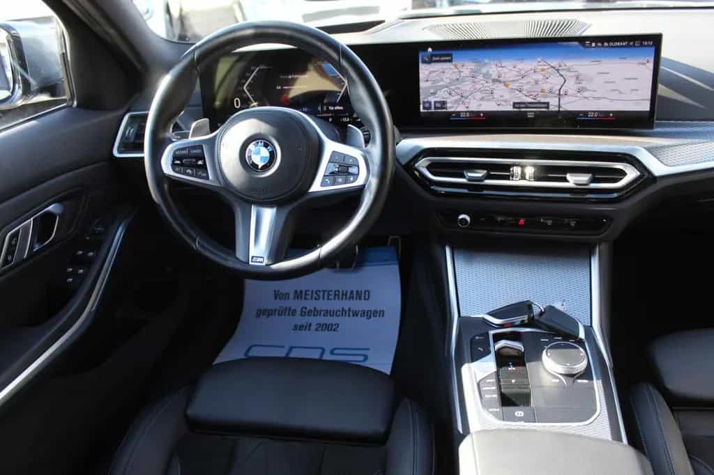 BMW 320 d Tour. xDrive M Sportpaket+HUD+DAB+ACC+19Zo. 11/2022-photo-2