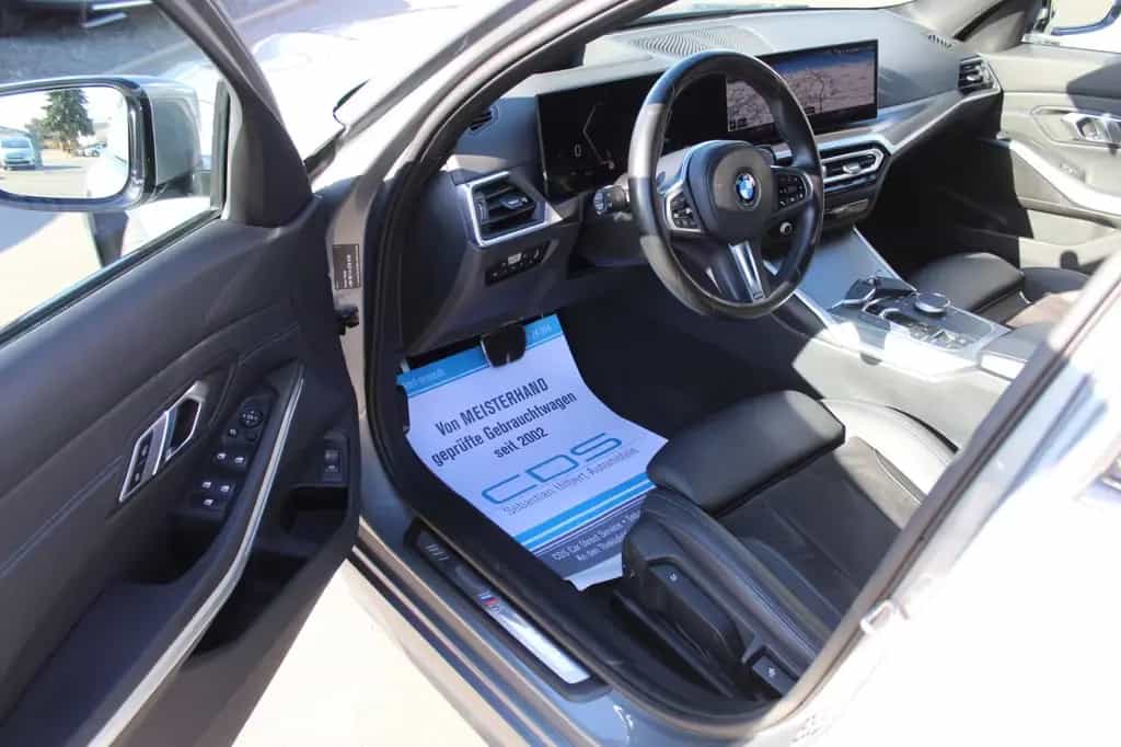 BMW 320 d Tour. xDrive M Sportpaket+HUD+DAB+ACC+19Zo. 11/2022-photo-4