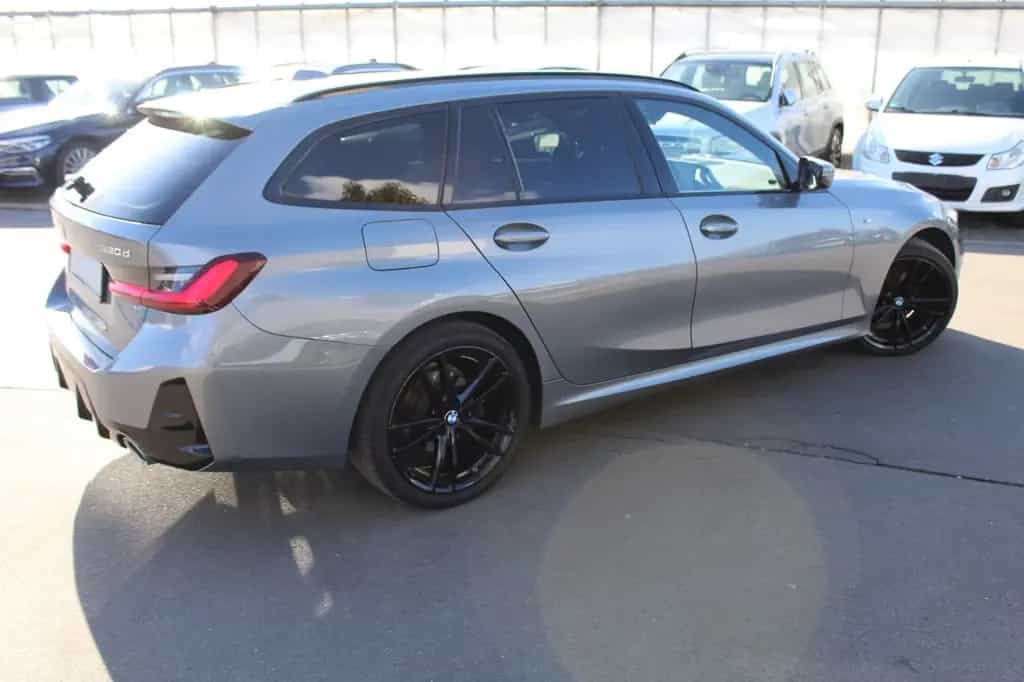 BMW 320 d Tour. xDrive M Sportpaket+HUD+DAB+ACC+19Zo. 11/2022-photo-9