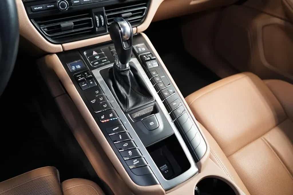 Porsche Macan NET 10/2019-photo-23