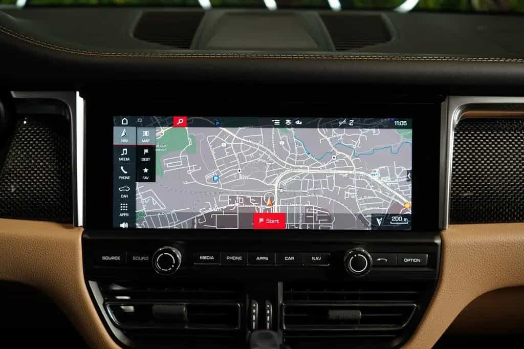 Porsche Macan NET 10/2019-photo-26