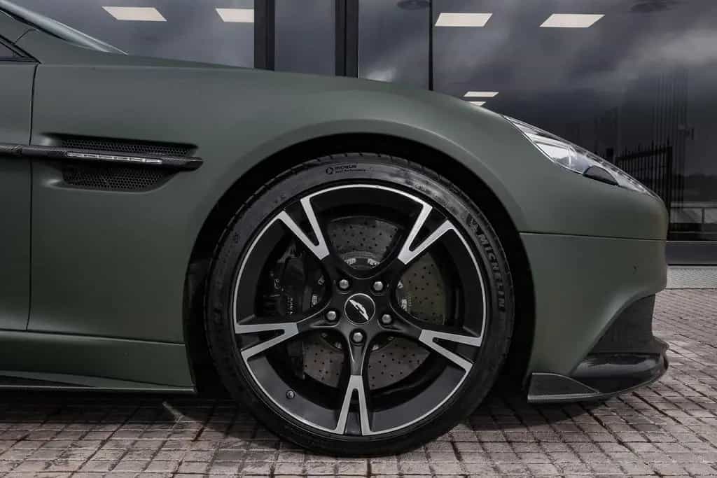 Aston Martin Vanquish S Quad Exhaust/ BangOluf/Carbon 07/2017-photo-4