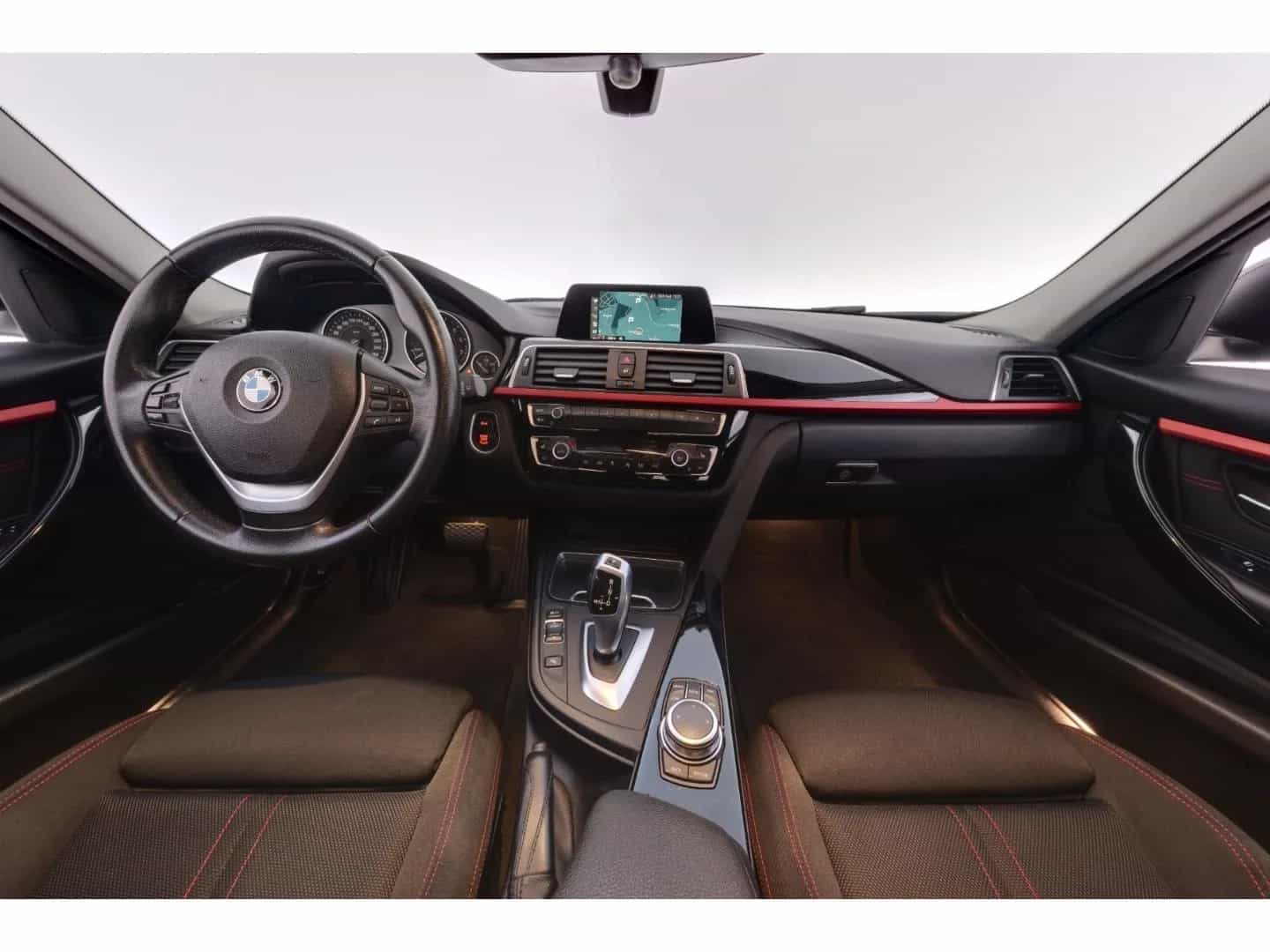 BMW 3 Series 11/2018-photo-11