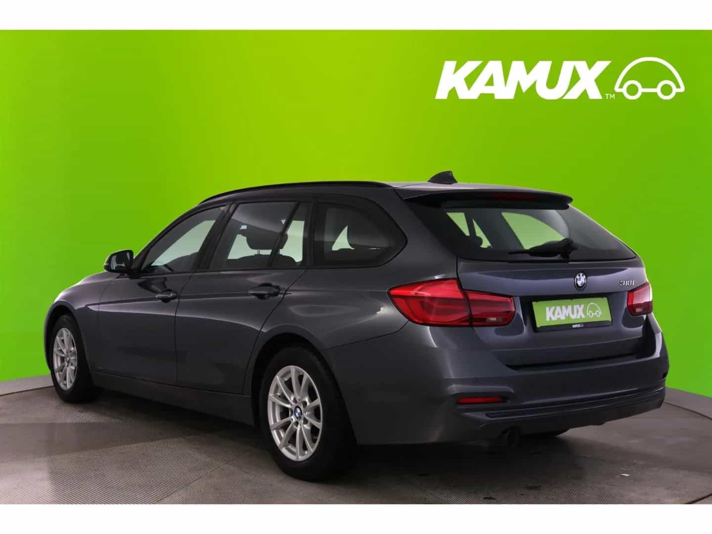 BMW 3 Series 11/2018-photo-5