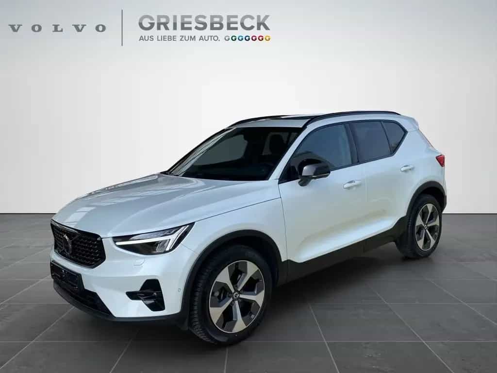 Volvo XC40 B4 Ultimate Dark ACC*LED*Navi*SHZ*360* 12/2023-photo-0