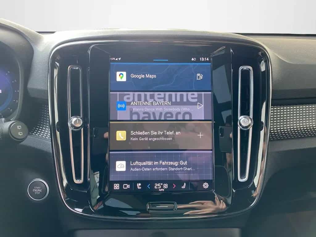 Volvo XC40 B4 Ultimate Dark ACC*LED*Navi*SHZ*360* 12/2023-photo-10