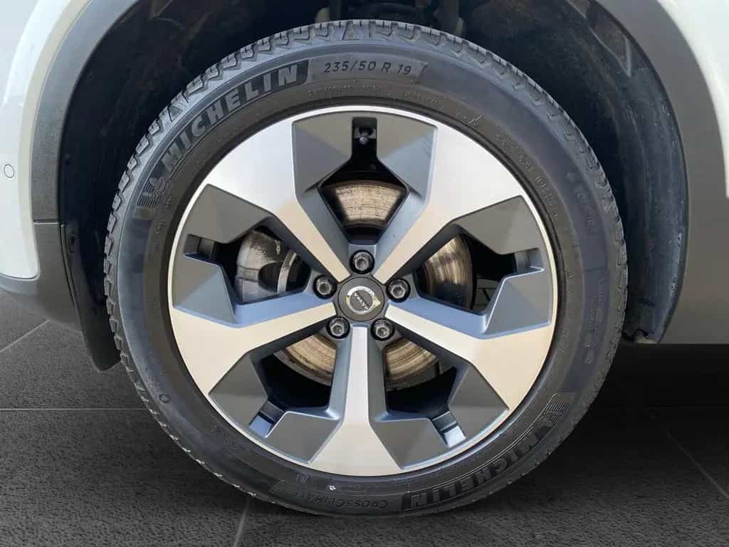 Volvo XC40 B4 Ultimate Dark ACC*LED*Navi*SHZ*360* 12/2023-photo-14
