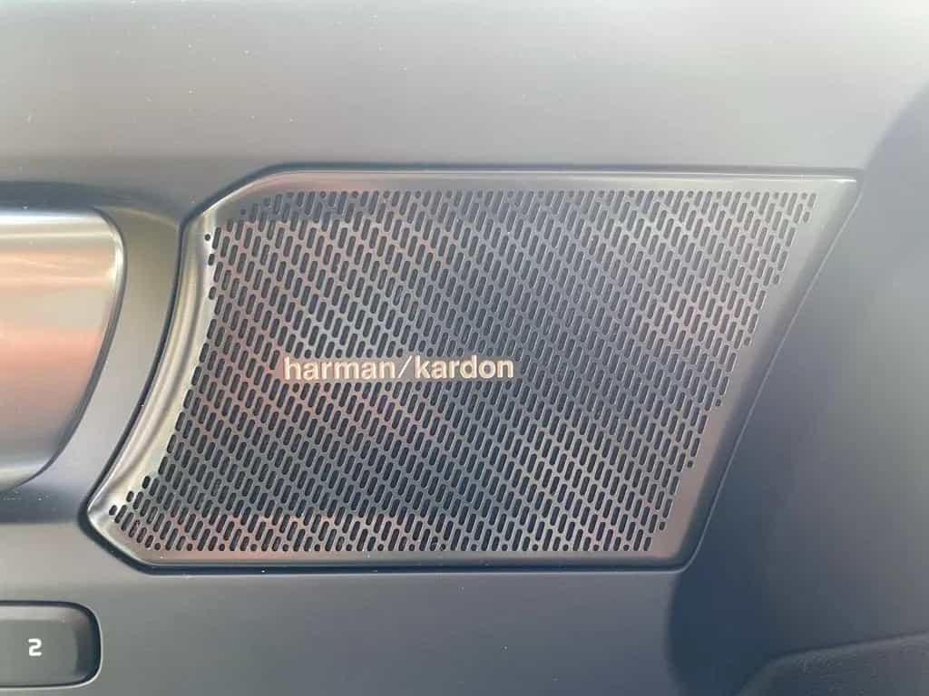 Volvo XC40 B4 Ultimate Dark ACC*LED*Navi*SHZ*360* 12/2023-photo-17