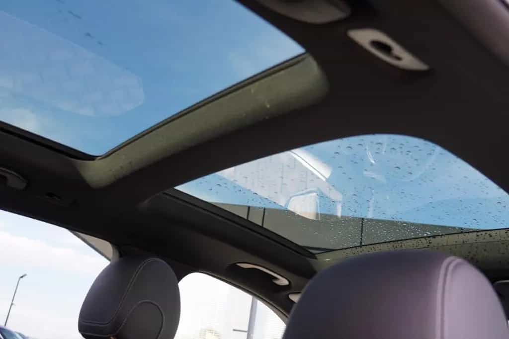 Mercedes-Benz GLC 200 4Matic 10/2019-photo-17