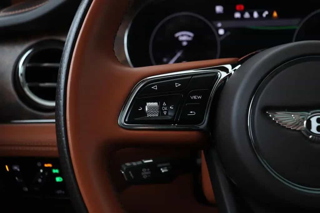 Bentley Bentayga 4.0 V8 | NL-Auto | 22 Inch | luftfederu 01/2022-photo-39