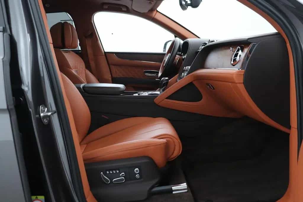 Bentley Bentayga 4.0 V8 | NL-Auto | 22 Inch | luftfederu 01/2022-photo-4