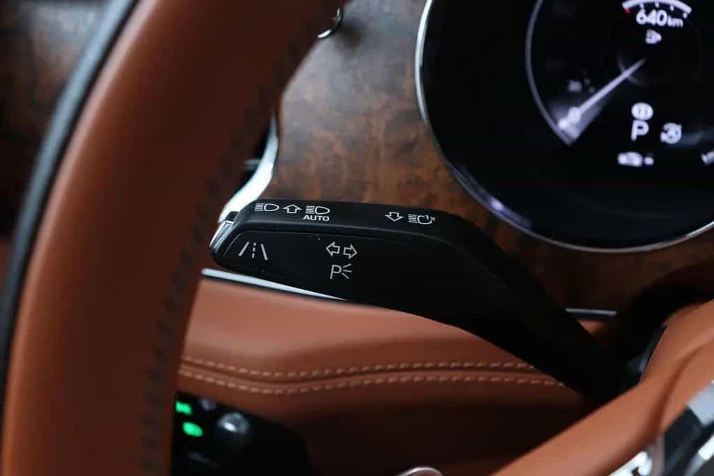 Bentley Bentayga 4.0 V8 | NL-Auto | 22 Inch | luftfederu 01/2022-photo-40
