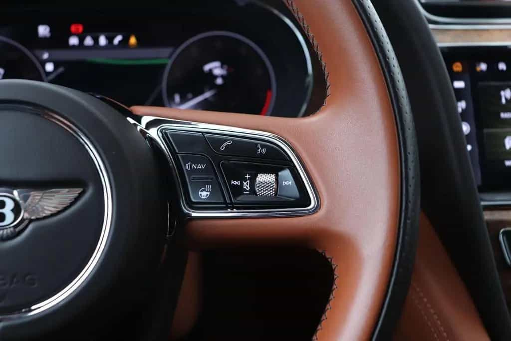 Bentley Bentayga 4.0 V8 | NL-Auto | 22 Inch | luftfederu 01/2022-photo-41