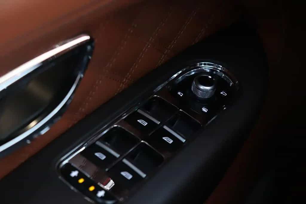 Bentley Bentayga 4.0 V8 | NL-Auto | 22 Inch | luftfederu 01/2022-photo-46