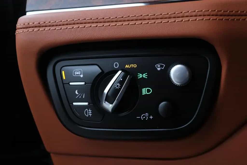 Bentley Bentayga 4.0 V8 | NL-Auto | 22 Inch | luftfederu 01/2022-photo-47