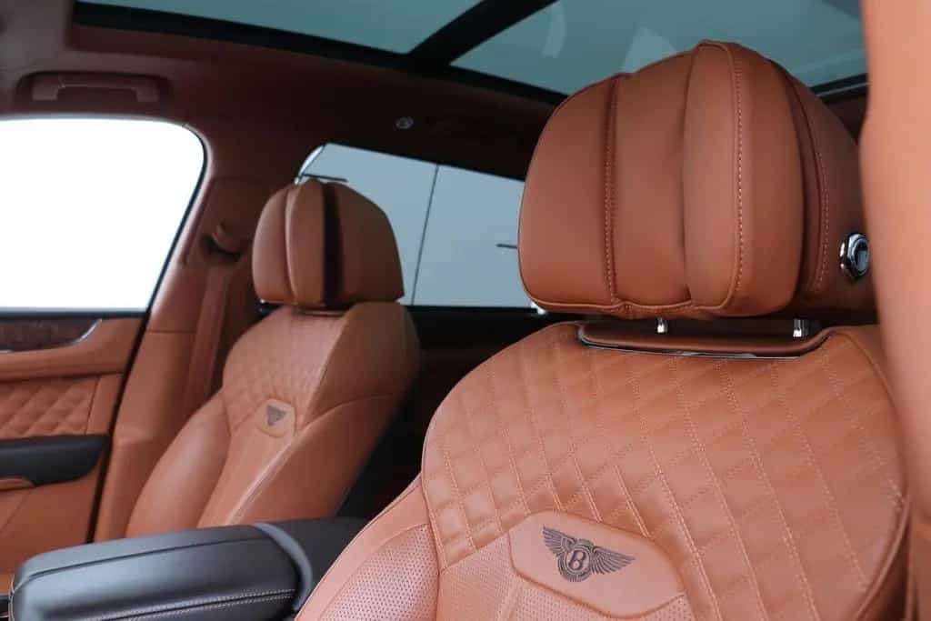 Bentley Bentayga 4.0 V8 | NL-Auto | 22 Inch | luftfederu 01/2022-photo-49